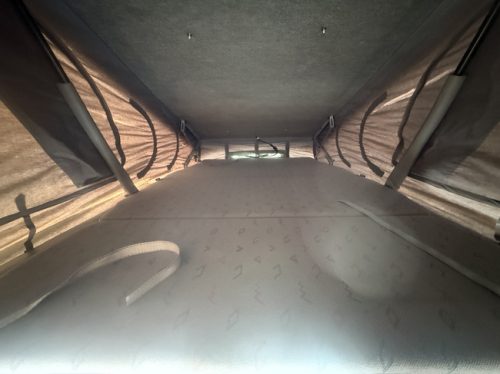 Volkswagen T 4 Carthago Westfalia 2.5 102 PS in sehr gutem Zustand, neue APK, Kastenwagen, 4 Schlafpl&auml;tze, Hubdach, Standheizung, Solarpanel, Anh&auml;ngerkupplung, PDC A Foto: 16