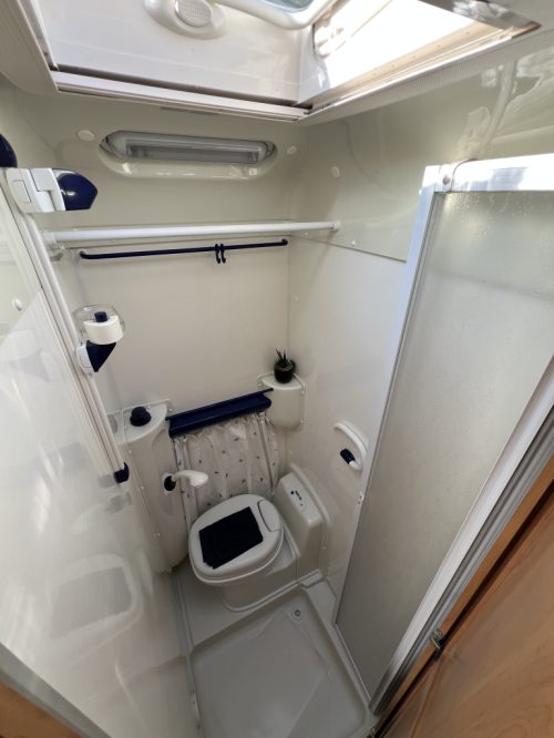 Hymer B574 FRANSBED + RONDZIT MOTORAIRCO 2X ACCU MAXFANN foto: 6