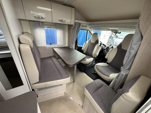 B&uuml;rstner Nexxo Van T 620 G SINGLE BEDS + COMPACT photo: 8