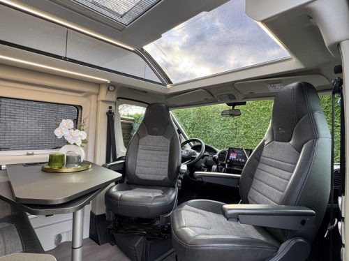 Adria Twin Supreme 640 SGX 160 hp AUTOMATIC 9-Speed Euro6 Fiat Ducato 8 Maxi **Adjustable height single beds/4 seats/Awning/ photo: 7