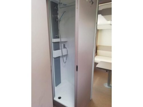 B&uuml;rstner Lyseo Privilege 745 with two luxury pull-down beds photo: 9