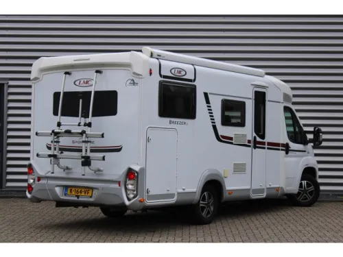 LMC Breezer V 646 G Fiat 130HP Single beds  photo: 2