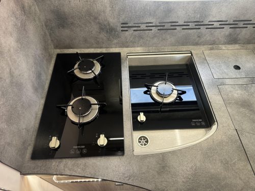 Autocaravana Integral Frankia Platin I 7900 GD Mercedes, E&P, Lithium foto: 14