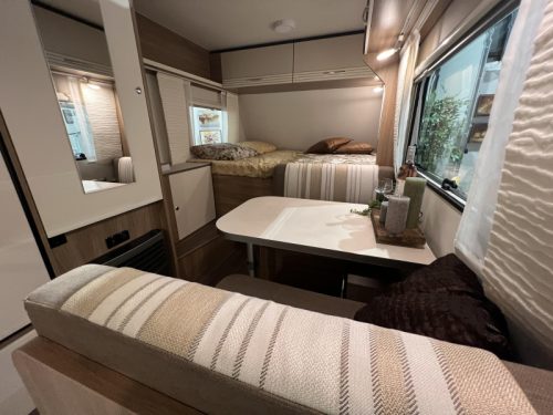 B&uuml;rstner Premio Life 425 TS photo: 13