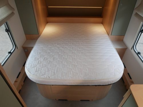 LMC Style 450 D Mover, Vorzelt Foto: 13