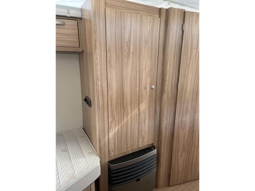 Eriba Feeling 442 - Rangierhilfe - Thule-Markise - Foto: 14