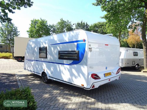 Knaus Sport 580 QS 3 bunk beds photo: 1