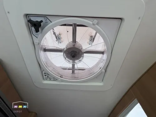 Hymer B614  foto: 12