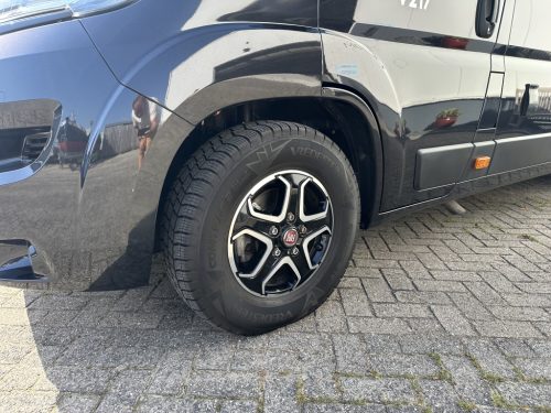 CHALLENGER V217 PREMIUM photo: 23