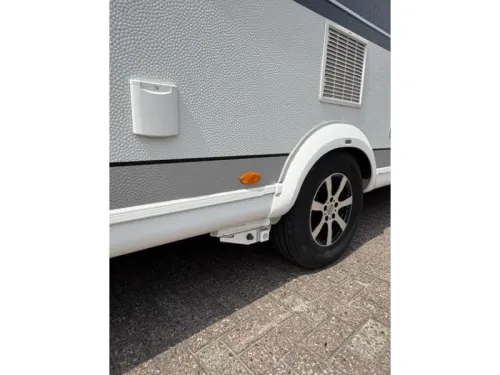 Hobby Excellent 560 KMFE Incl. Awning and Mover photo: 10