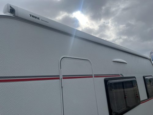 B&uuml;rstner Premio Life 480 TS - Mover - Cassette Awning  photo: 22