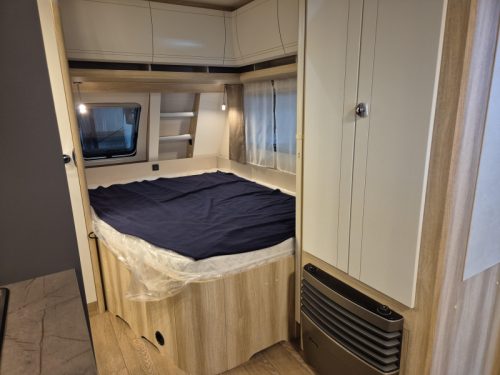 Hobby De Luxe 460 UFE photo: 7