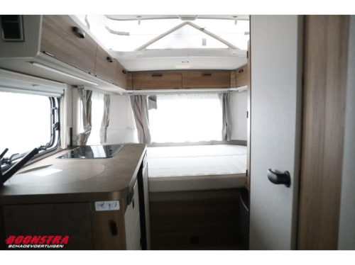 Eriba Touring 430 **NEW/NEU** Awning Transverse bed LMV photo: 14