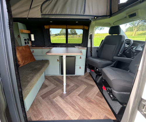 Volkswagen Transporter photo: 11