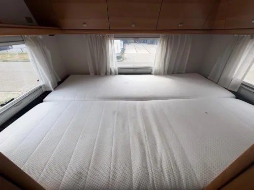 Knaus Sun Liner 708 GH Air conditioning,Fixed bed,Pop-top roof  photo: 19