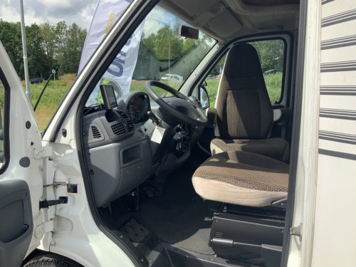 LMC Fiat Ducato 2.8 JTD 128 HP, AUTOMATIC Semi-integrated, Engine air conditioning, 2 Single beds (Low), Alko chassis etc. Year of manufacture 2003 Camper centrum on the road Marum photo: 14