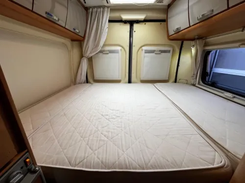 Roller Team Livingstone 2 600 Transverse bed, Camper van photo: 9