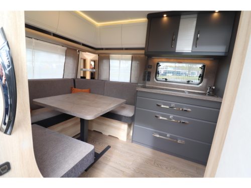 Hobby De Luxe 460 UFE Modell 2026 - 242 Foto: 8