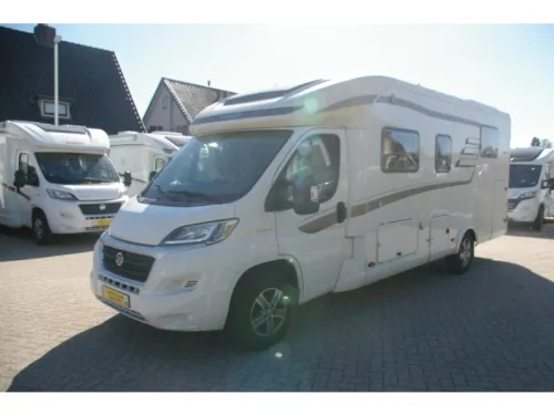 Hymer T 698 CL Queensbed, Hubdach, Garage Foto: 1