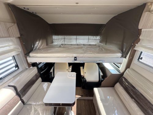 Elnagh Magnum 582 140HP Queensbed Roof Air Conditioner photo: 12