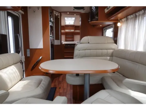 Hymer B class 678 2 person version photo: 14