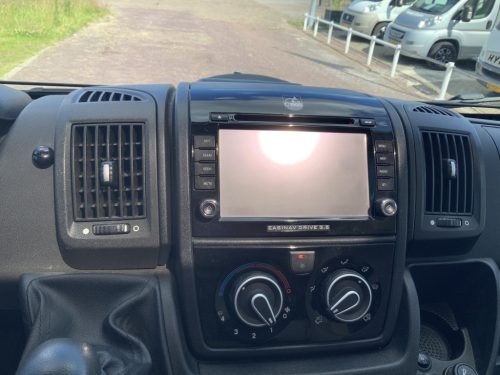 Knaus Van Ti 600 2.3 130 HP Semi-integrated, Transverse bed, Half-dinette, Swivel seats, etc. Year of manufacture 2013 Camper centrum on the road Marum photo: 20