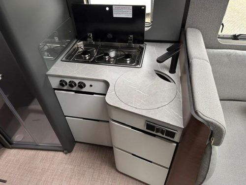 Hymer B-MC T 680 LITHIUM-SOLAR-INVERTER photo: 9