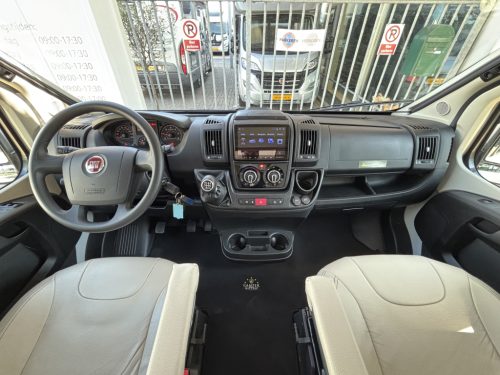 Pilote V 600 Querbett EURO 6 Solarpanel 5,99m Foto: 12