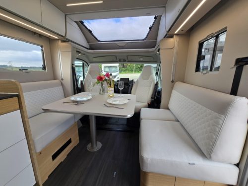 Adria Matrix Plus 670 DL Neuestes Modell 8-Gang-Automatik Foto: 1