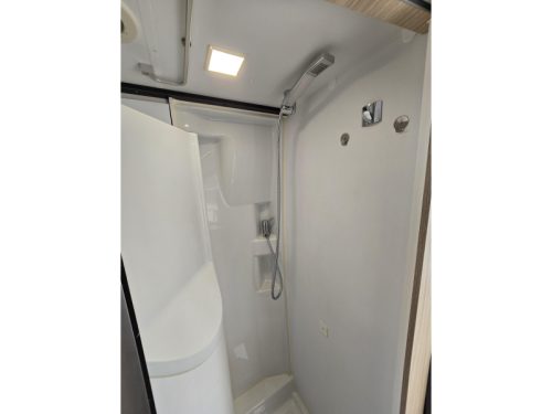 Adria Twin Plus 640 SLB Automaat Einzelbetten Foto: 16