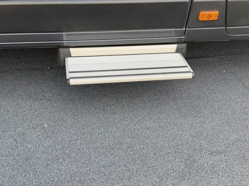 Knaus BOXLIFE 630 ME / free storage photo: 9