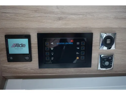 Eura Mobil Profila T 676 EB 170PK/AUTOMAAT/ALDE/ Foto: 20