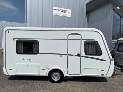 Eriba Nova Light 465 awning mover flyscreen photo: 9