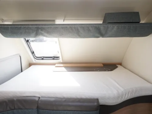 Knaus Sport en Fun 480 QL MOVER, HERZOG AWNING photo: 9