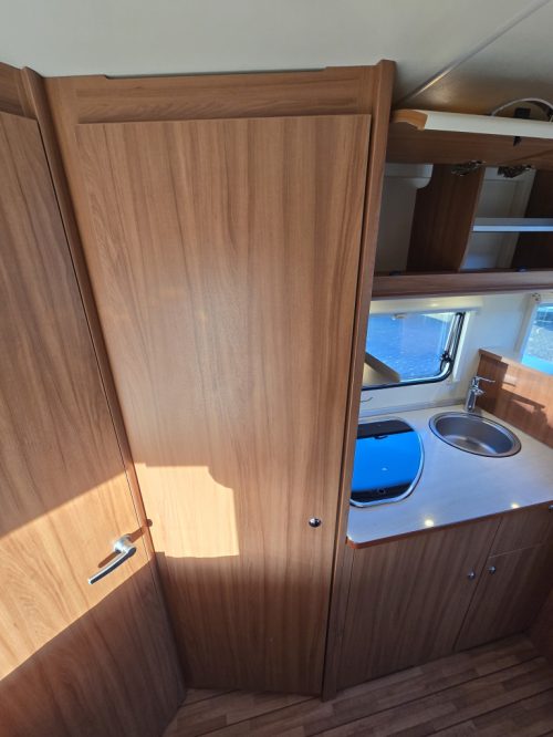 WEINSBERG TI 650 MFH Foto: 13