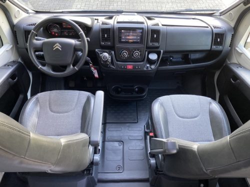 Adria CORAL 670 SL 2.2 140hp SINGLE BEDS CAMERA CRUISE photo: 14