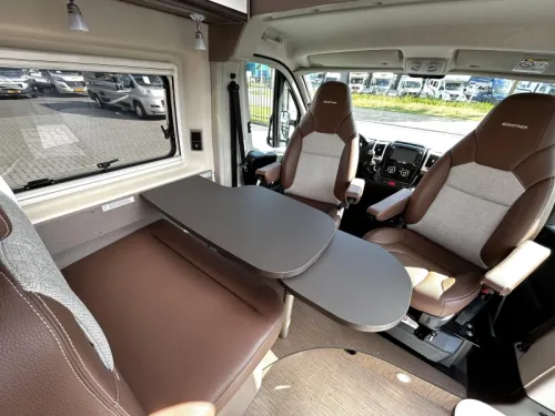 B&uuml;rstner City Car 540 Querbett/5,40m/2020/Euro6 Foto: 9