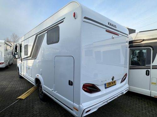 Knaus Van I 650 MEG AUTOMAAT COMPACT 180 PK  Foto: 3