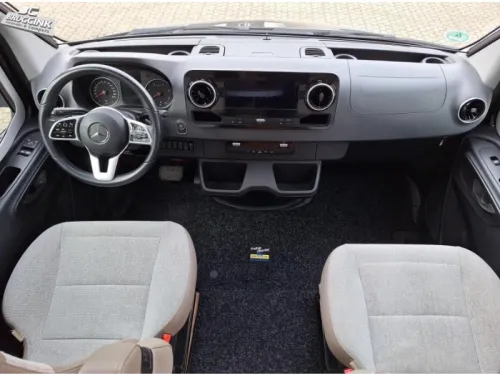 Hymer BMC-T 580 -2 LITS S&Eacute;PAR&Eacute;S-AUTOMATIQUE photo: 2