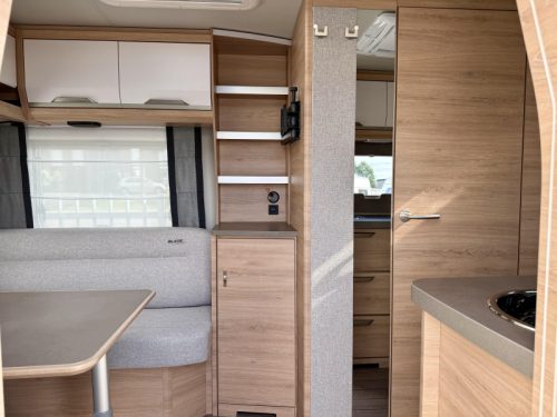 Knaus Sudwind Black Selection 460 EU Summer Air Conditioning Special Offer! photo: 16