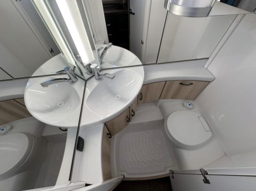 Hobby De Luxe 495 UL photo : 9