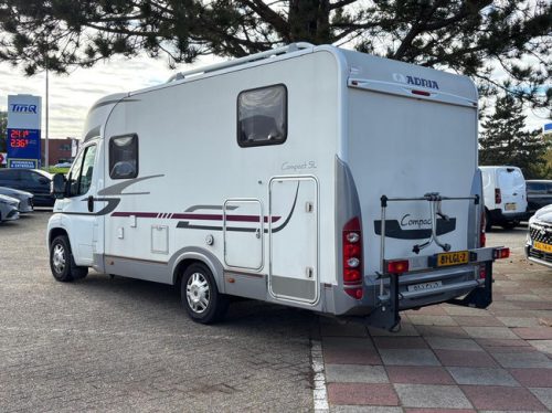 Adria COMPACT SL 2010 single beds 1 owner photo: 4