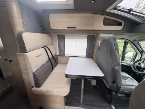 Weinsberg CaraCompact Pepper 600 MF Automatik / Combi E Foto: 6