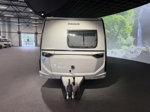 Knaus Sudwind Black Selection 450 FU Dachklimaanlage / Franz&ouml;sisches Bett Foto: 4