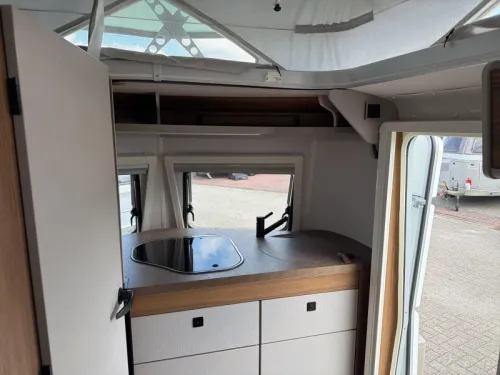 Eriba Touring 420 Legend mover awning photo: 10