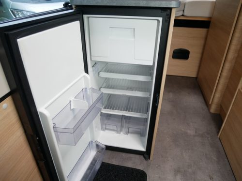 Roadcar (P&ouml;ssl) R640, 6.40 Meter Camper Van, Single Beds photo: 14