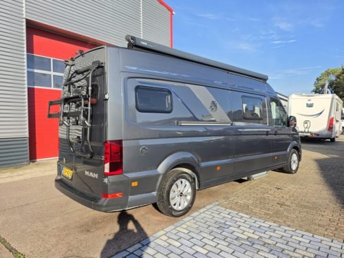 Knaus BoxDrive 680 ME Off Grid, Bom vol Foto: 14