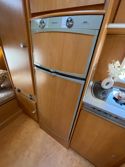 Dethleffs Fortero 6785 Overcab+stable bed family Motorhome camera  photo: 9