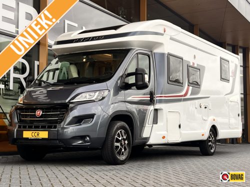 Rapido 696 F Premium Edition Face to face