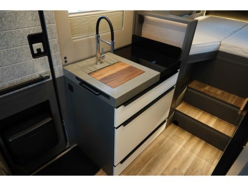 NIESMANN BISCHOFF iSmove 6.9 E 180Pk Automatic | New | Model 2026 photo: 13